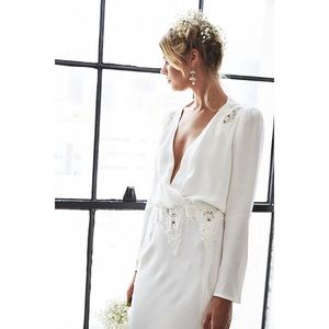 Stone Cold Fox White Alabama Gown (NWT)